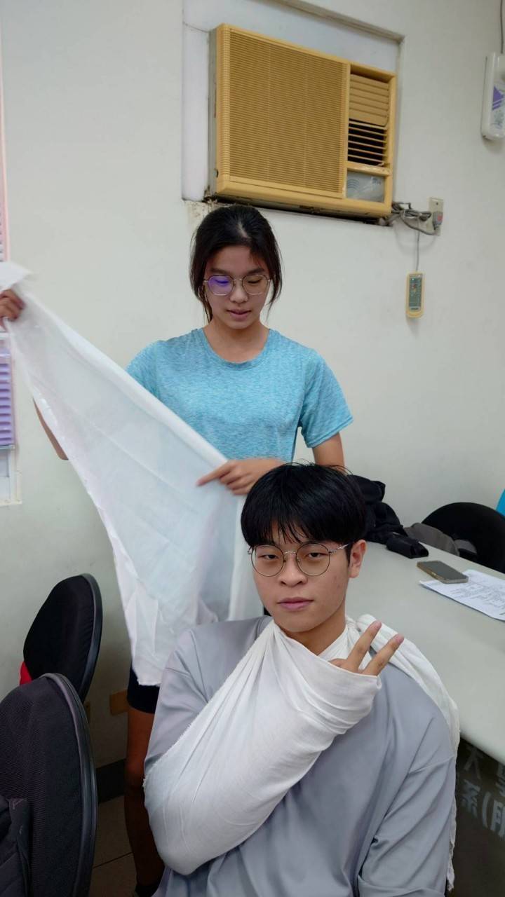 初級救護技術員研習工作坊 (8).jpg