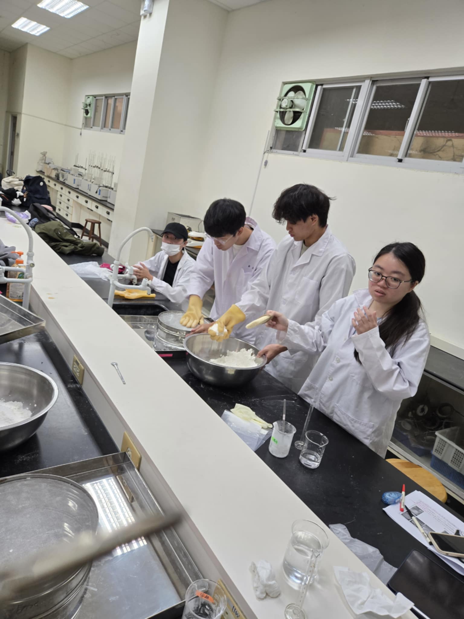 2-55藥學系-藥品製程與配方開發之研習-照片2